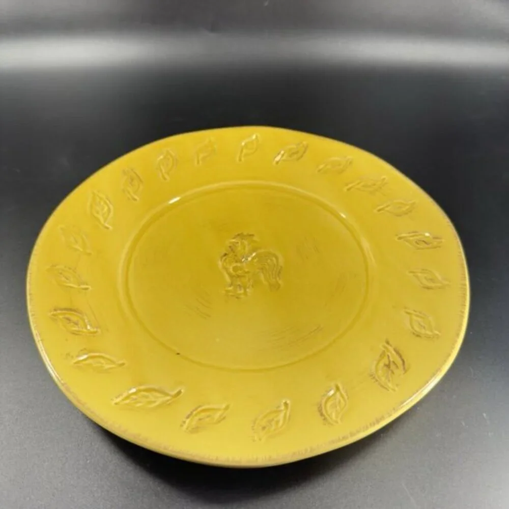 Home Hand Painted Yellow Rooster Chicken Plate Dish‎ Set 2 Round Primitive Style